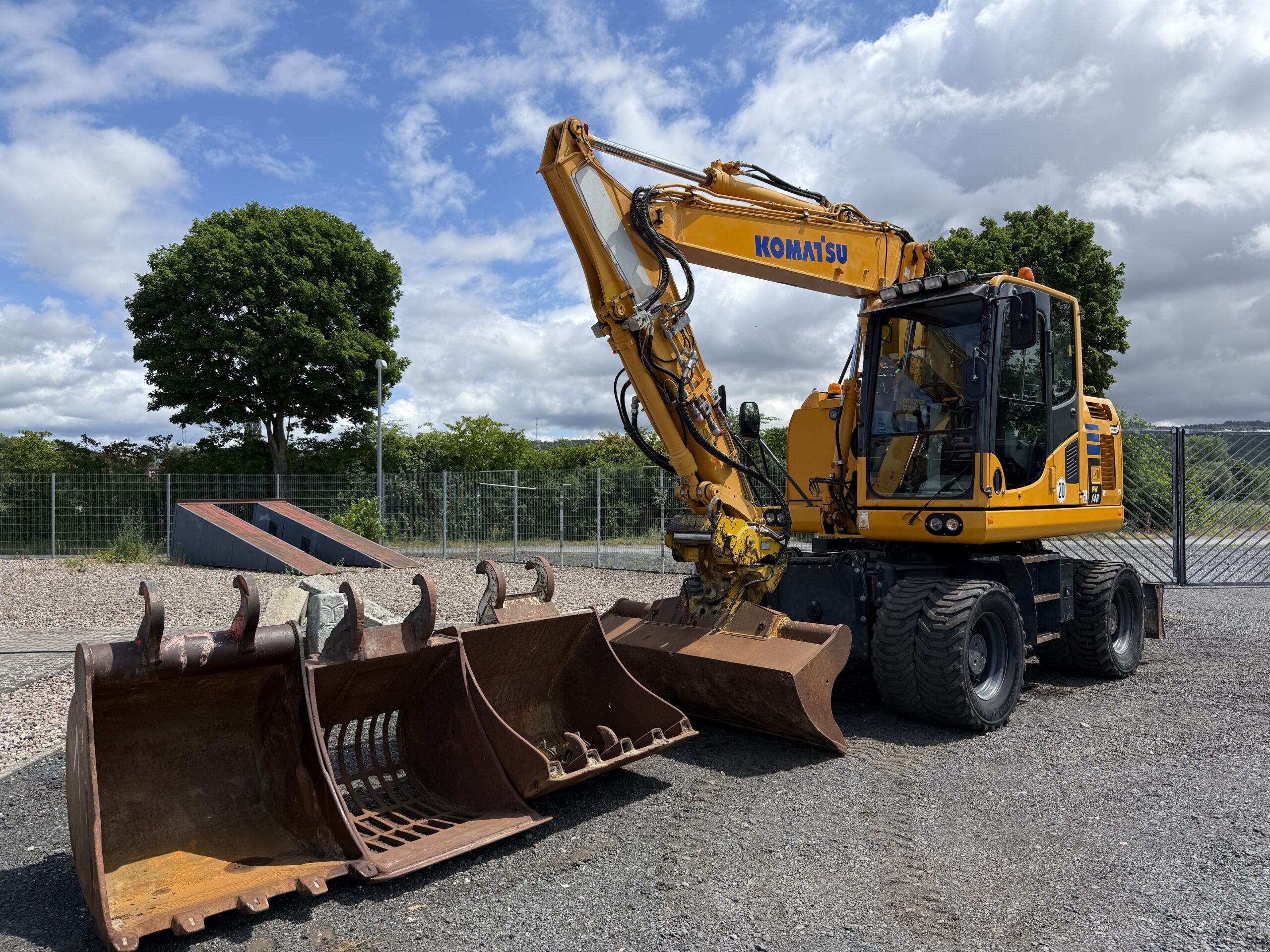 komatsu_pw148-10_2015_gebrauchter_mobilbagger_6013