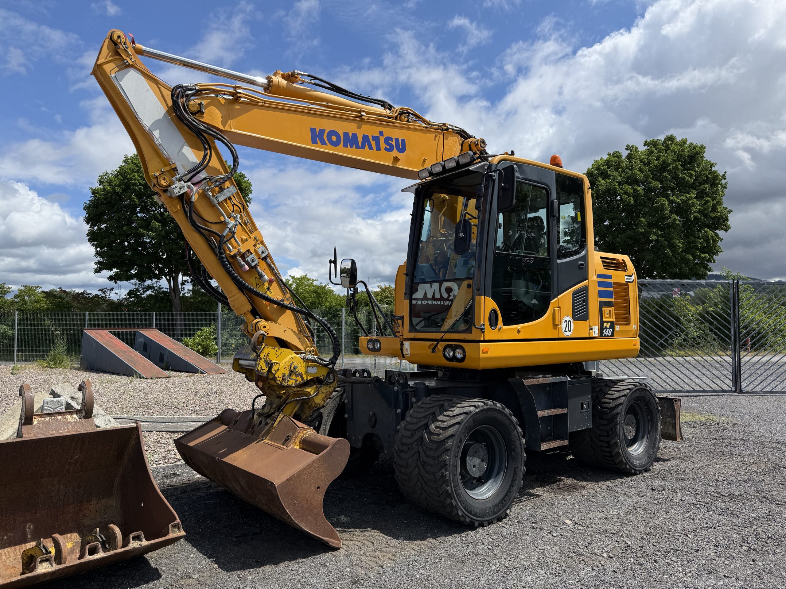 komatsu_pw148-10_2015_gebrauchter_mobilbagger_6015