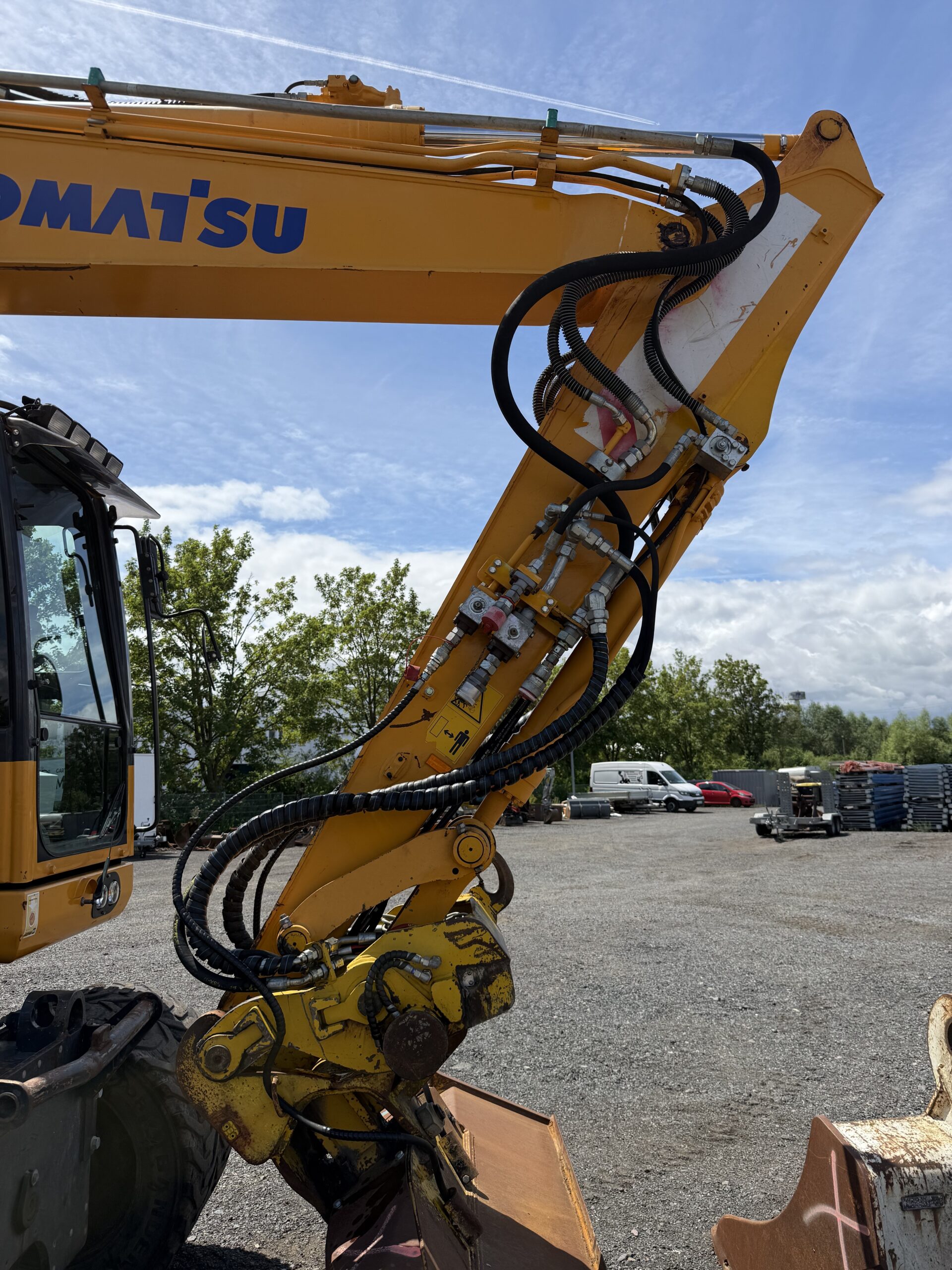 komatsu_pw148-10_2015_gebrauchter_mobilbagger_6029