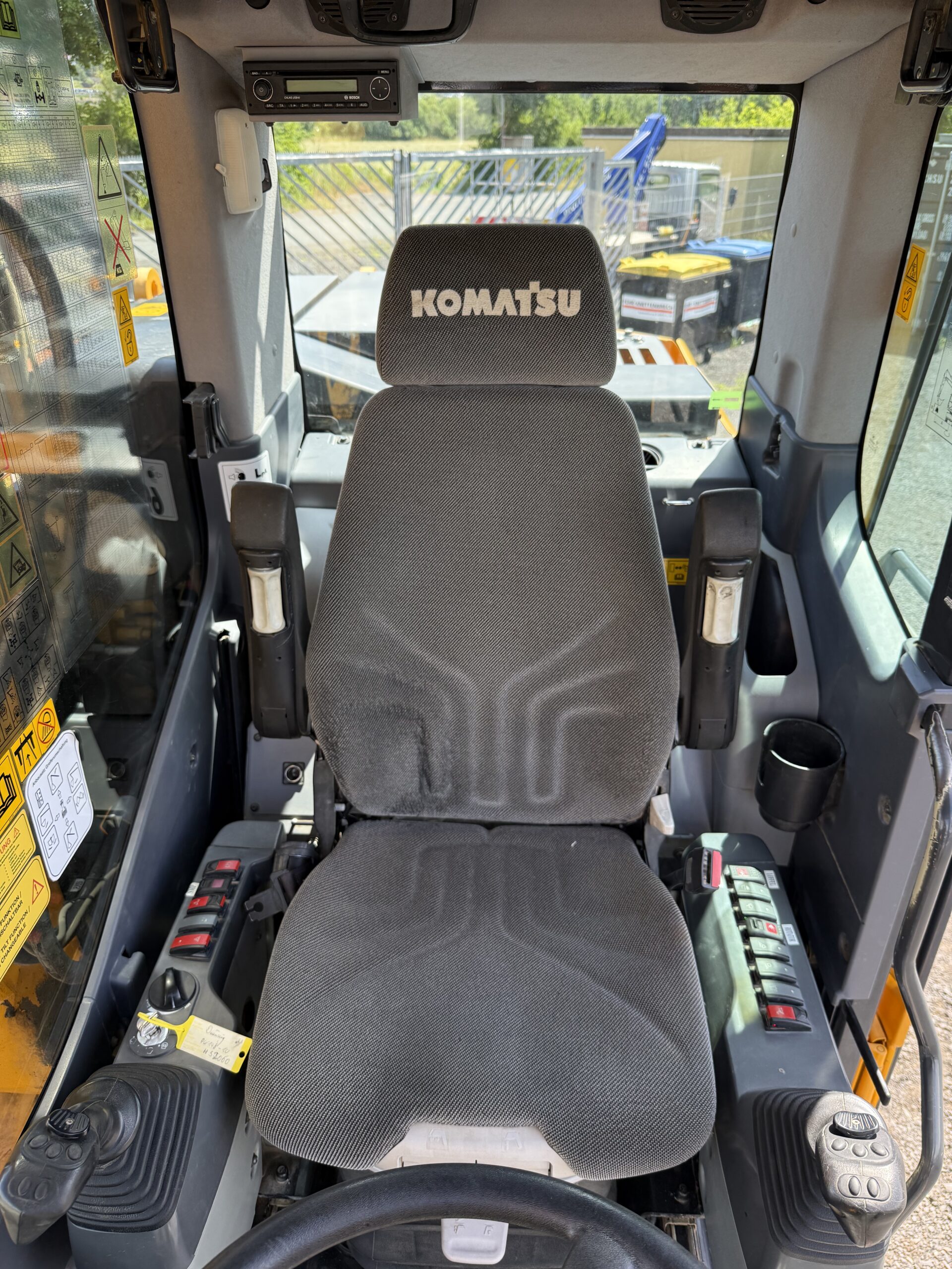 komatsu_pw148-10_2015_gebrauchter_mobilbagger_6035