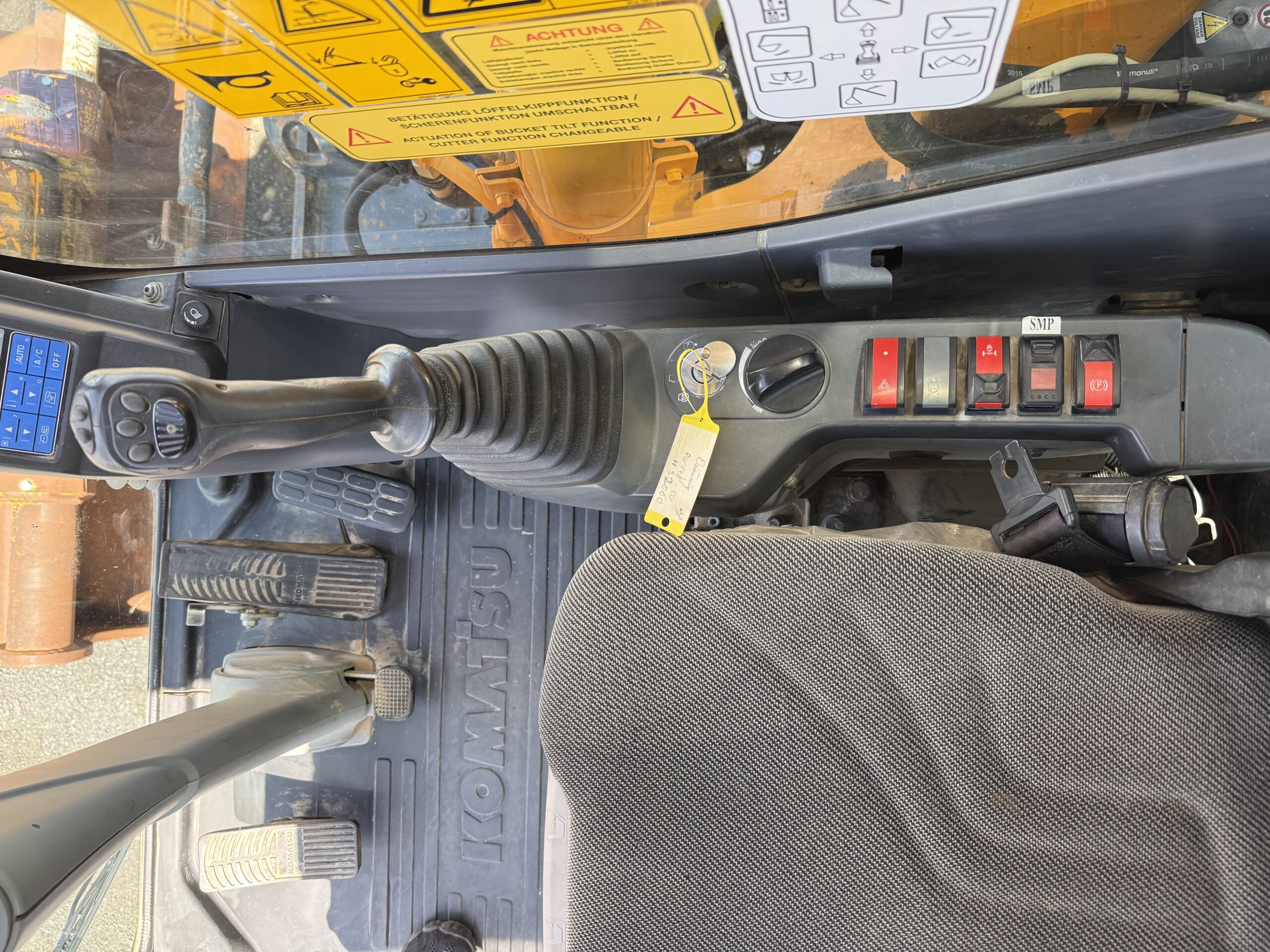 komatsu_pw148-10_2015_gebrauchter_mobilbagger_6036