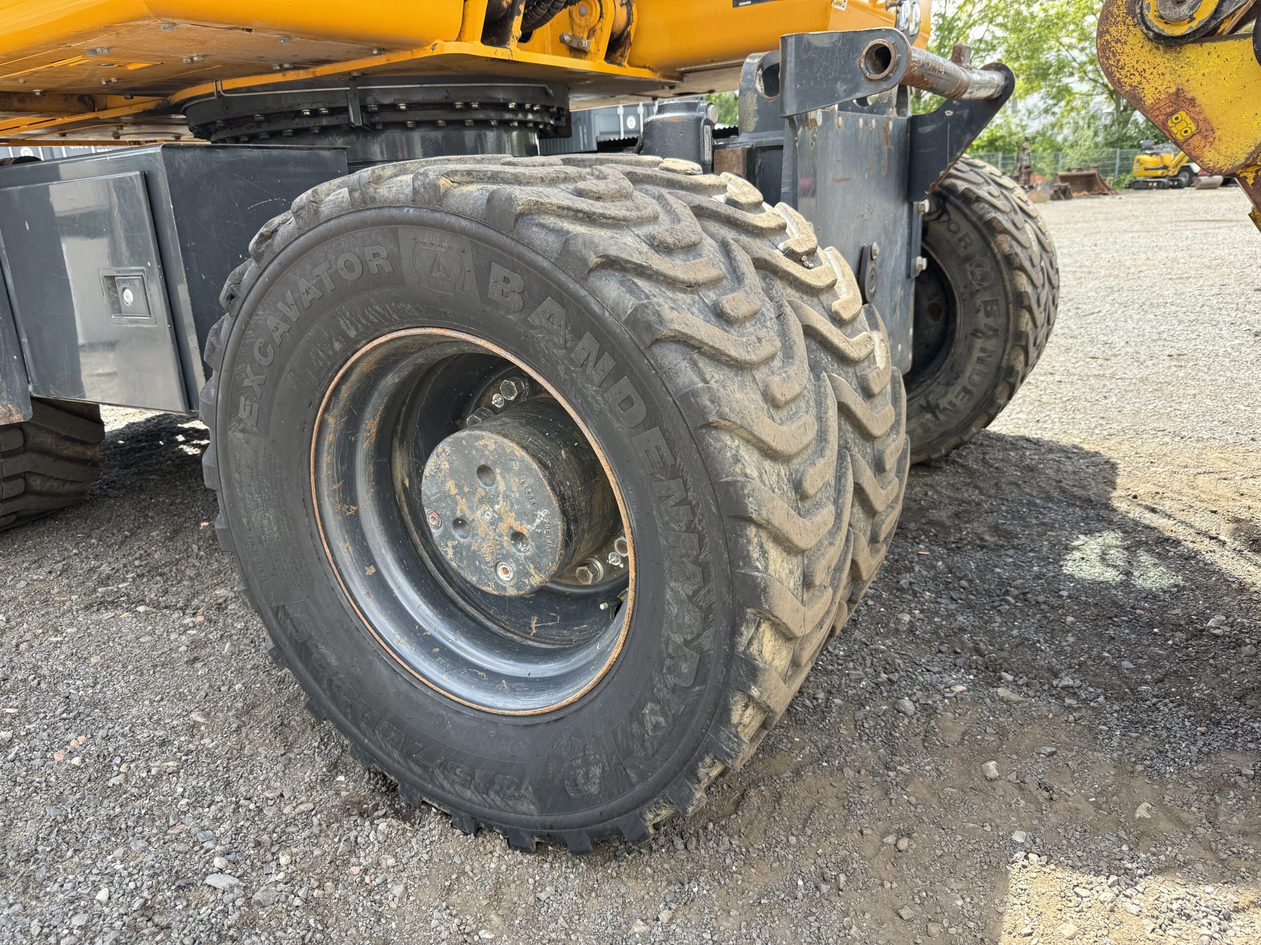 komatsu_pw148-10_2015_gebrauchter_mobilbagger_6048