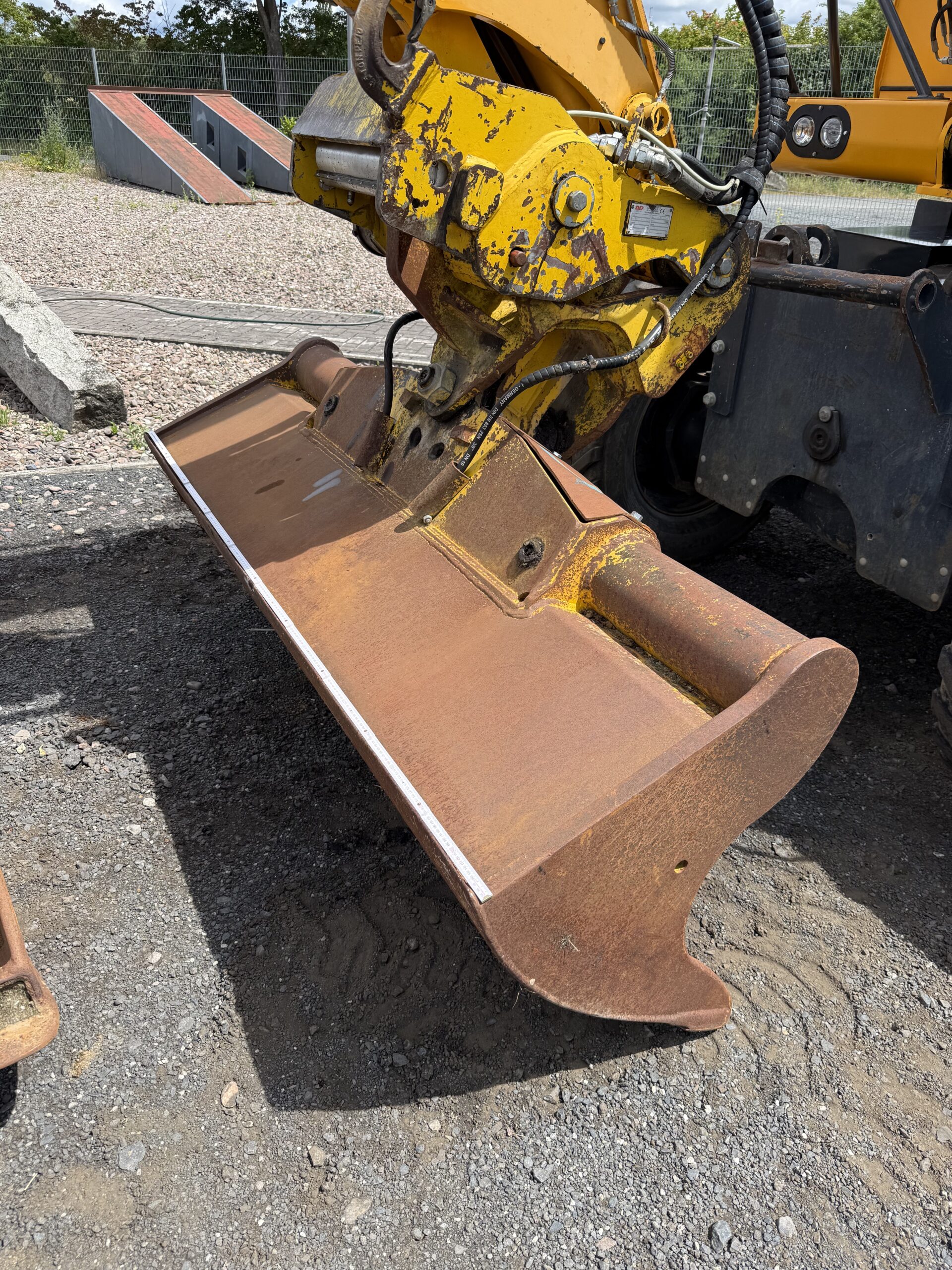 komatsu_pw148-10_2015_gebrauchter_mobilbagger_6055